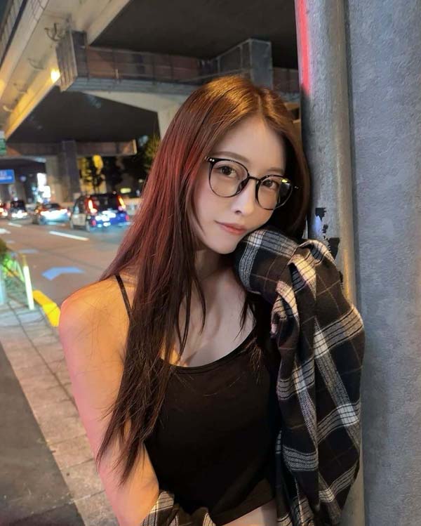 Hinako Mori 1 (8)