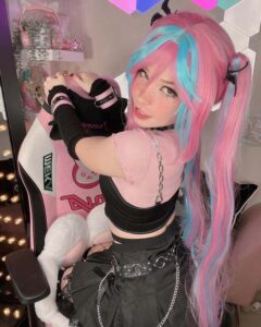 Belle Delphine-1