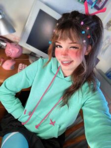 Belle Delphine-17
