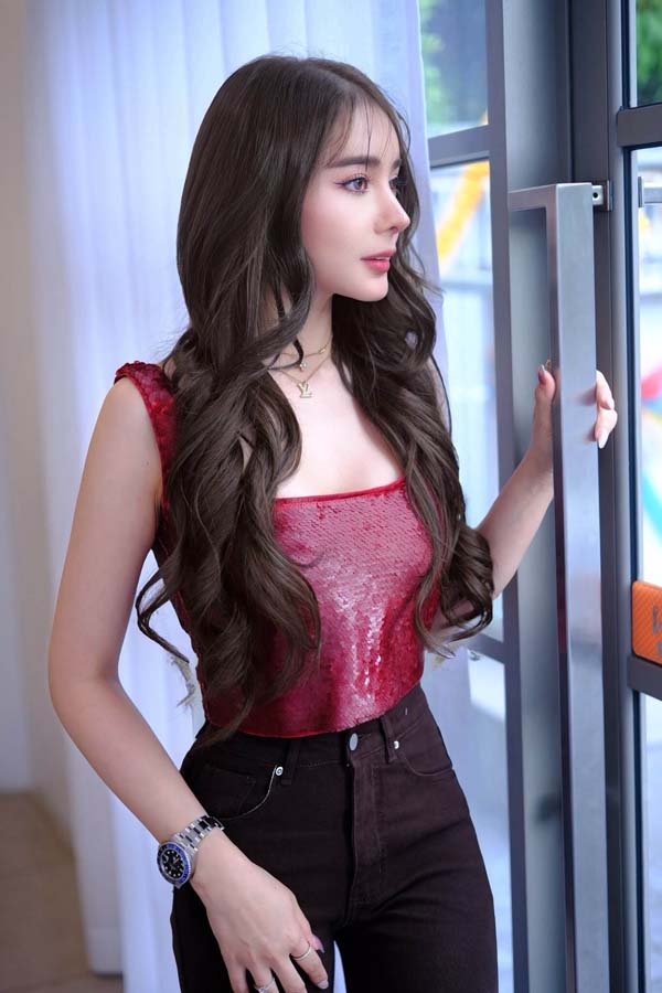 Helena Sarakan 3