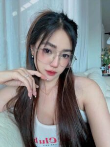 Kat weechaya-15