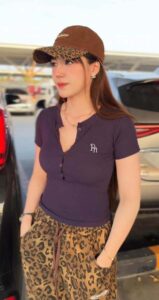 Kat weechaya-21