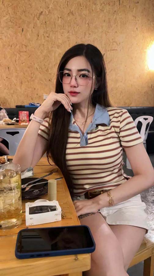 Kat weechaya 4