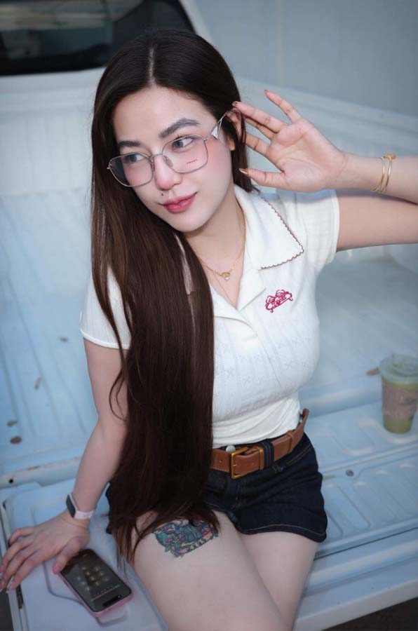 Kat weechaya 5