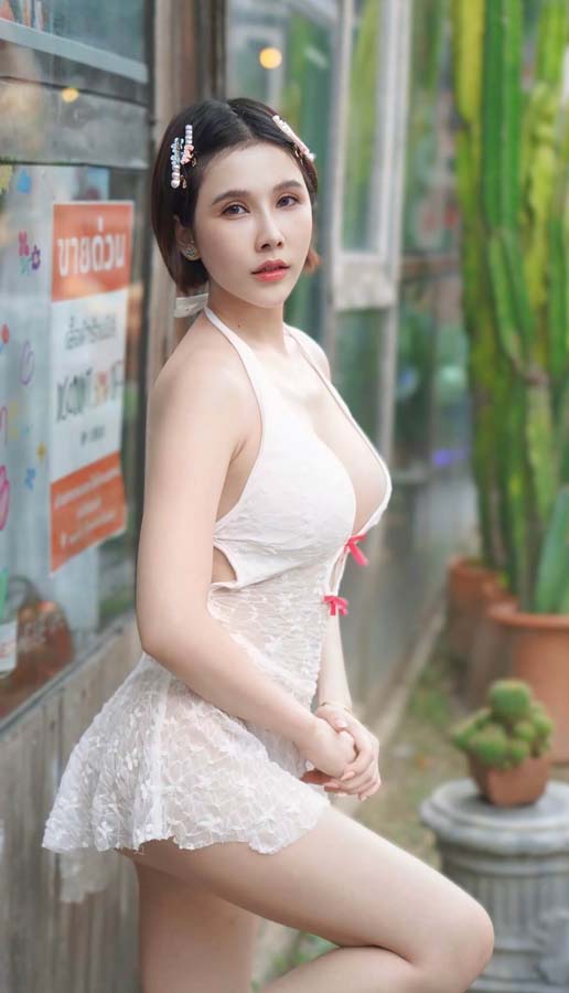 Nong Praew 6