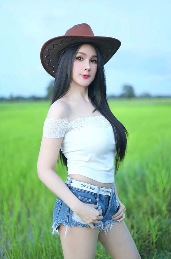 Nudee sisaket 6