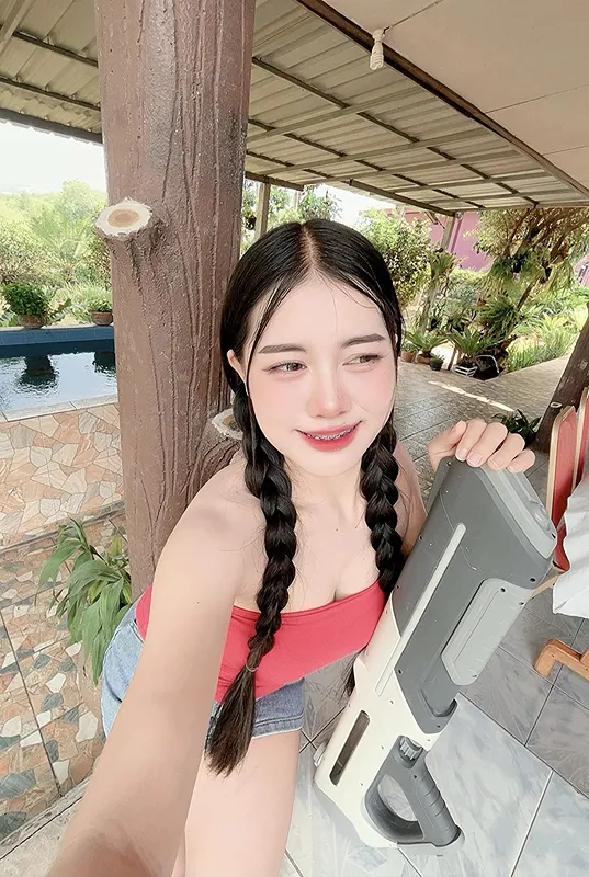 Sunalee Chaekomhod ติ๊กต็อค